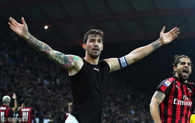  AC米兰绝杀战升班马保留争四希望  