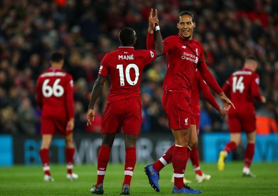  利物浦大胜伯恩利，加克波梅开二度  