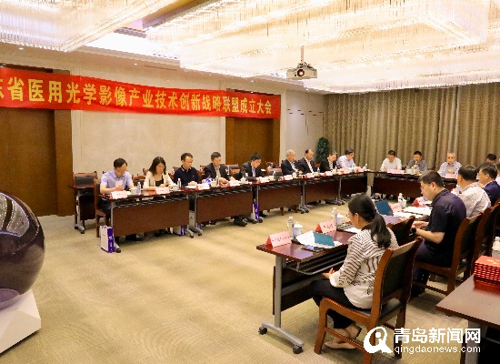  利兹联攻防转换流畅，主场完胜中下游球队