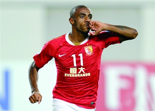  特鲁瓦前锋独中两元助球队客场爆冷击败摩纳哥  